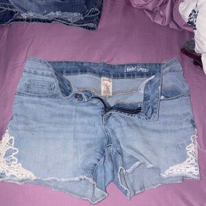 Faded Glory Light Blue Jean Shorts with White Lace